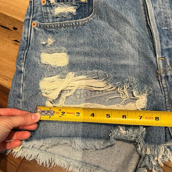 New Levi's 501 High Rise Short in Faultline Distressed Size 30 - Picture 12 of 14